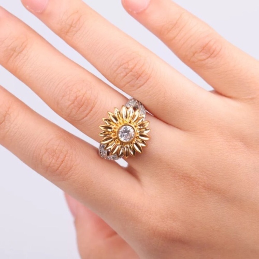 NWOT 🌻 sunflower crystal silver ring - Picture 4 of 4